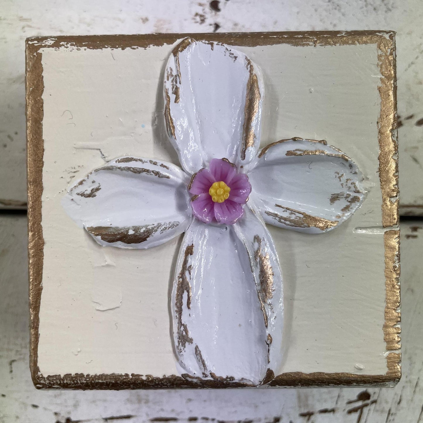 3x3 Floral Cross Wood Blocks - Coddiwomple