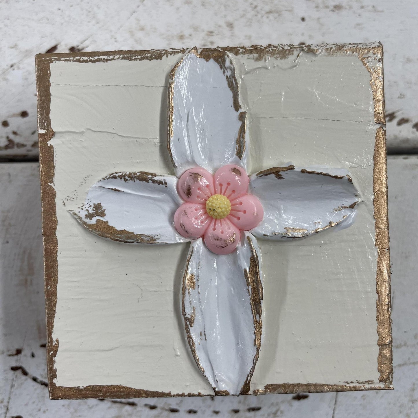 3x3 Floral Cross Wood Blocks - Coddiwomple