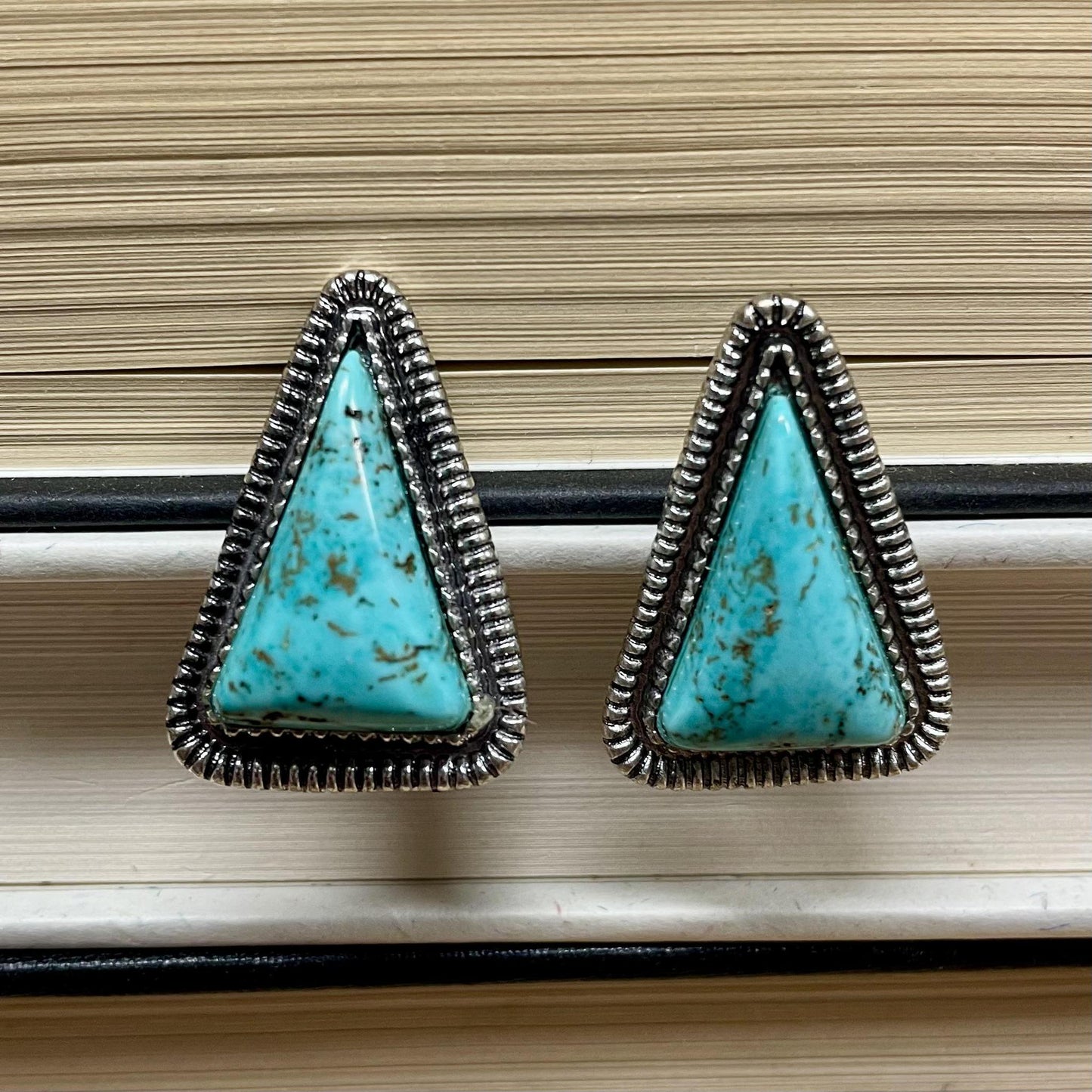 Western Stone Stud Triangle Earrings - Ranchy Roan